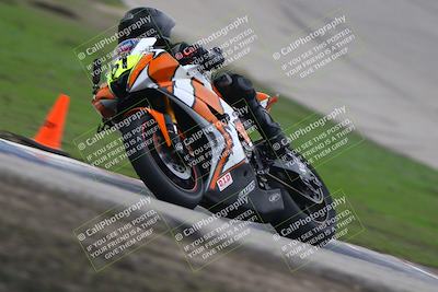 media/Nov-29-2025-TrackDaz (Sat) [[10ae2d9bce]]/B Group/Session 3 (Outside Grapevine)/